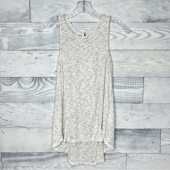 🍭 Akemi + Kim Lace Up Tank - Picture 3 of 8